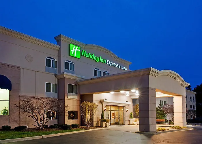 Hotel Express & Chicago-libertyville By Ihg 2*