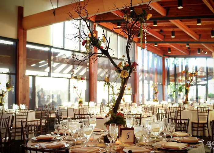 Express & Chicago-libertyville By Ihg Libertyville
