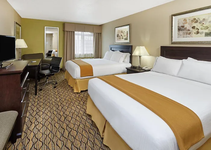 Express & Chicago-libertyville By Ihg 2* Libertyville