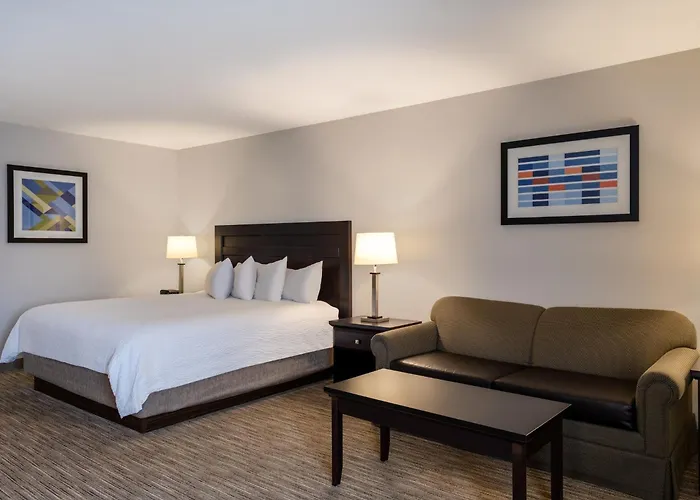Express & Chicago-libertyville By Ihg 2* Libertyville