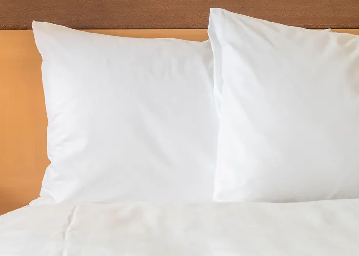 Express & Chicago-libertyville By Ihg 2*