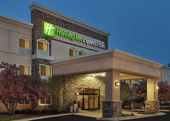 Express & Chicago-libertyville By Ihg Hotel 2*