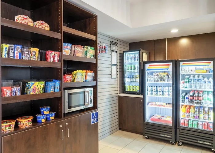 Hotel Express & Chicago-libertyville By Ihg 2*